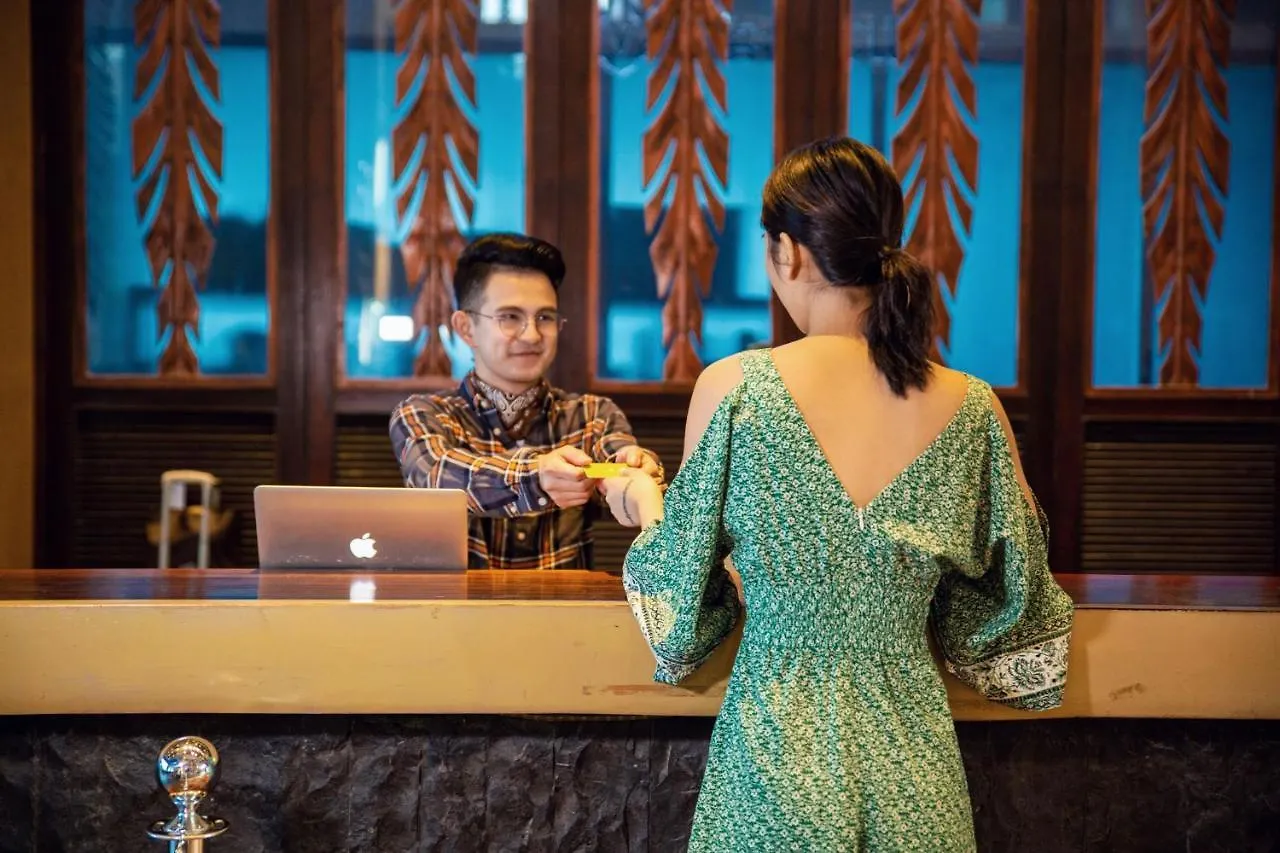 Hotel Mangrove Tree Resort World Sanya Bay- Queen Palm Towers